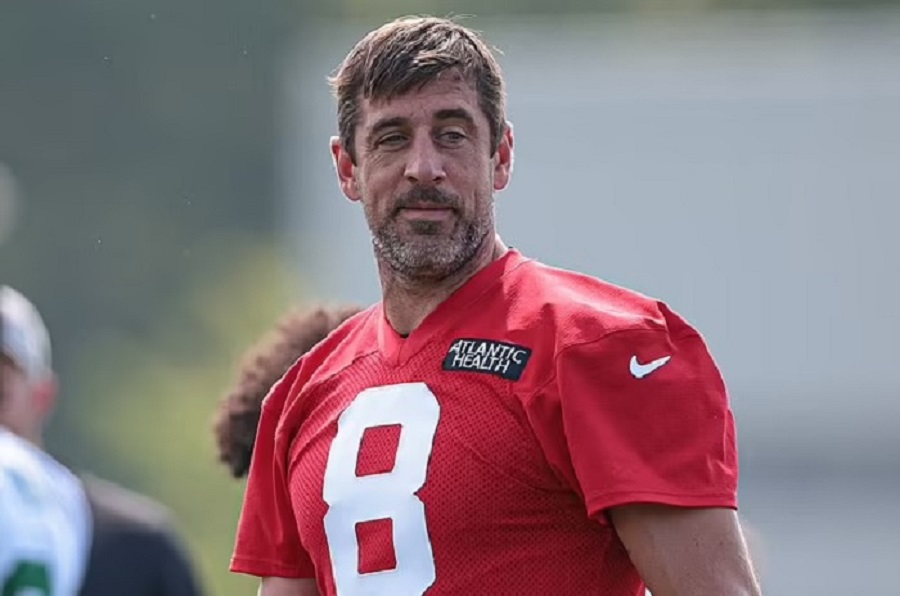 aaron rodgers in redFI