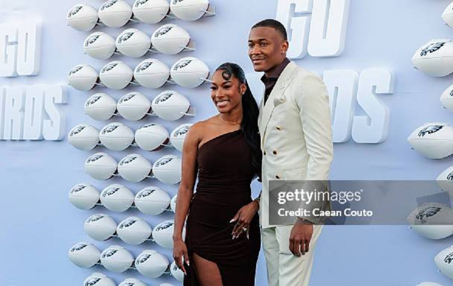 devonta smith with ring