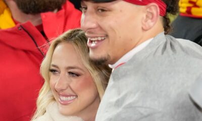 pm wife hugging in